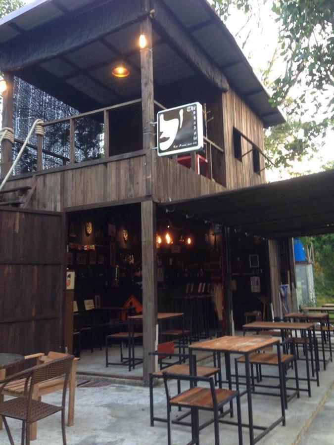 Hotel The Shadow House & Bar Koh Phayam Esterno foto